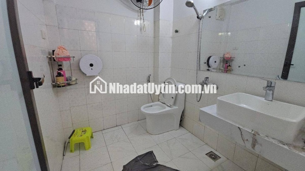Bán nhà Thái Thịnh 35m 4 tầng MT4.3m lô góc, kinh doanh hơn 13 tỷ.